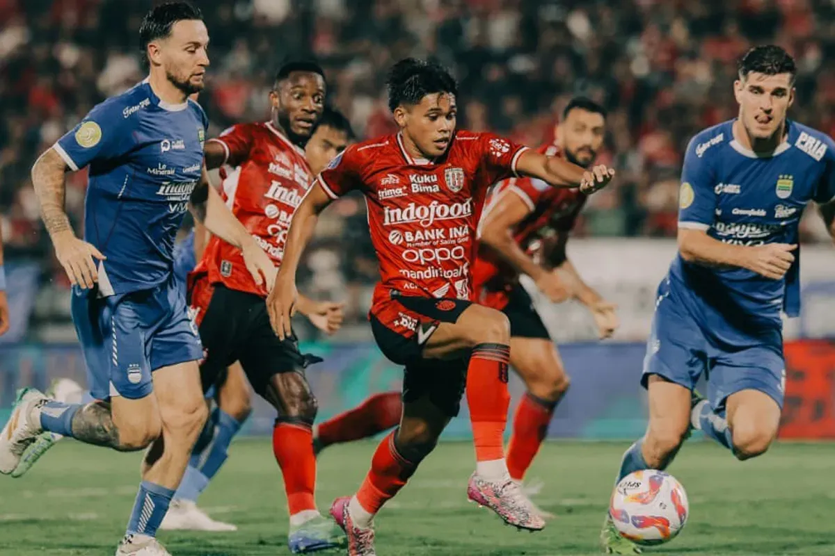 Bali United vs Persib di pertemuan pertama Liga 1 musim 2024-25. (Sumber: Media Officer Bali United)