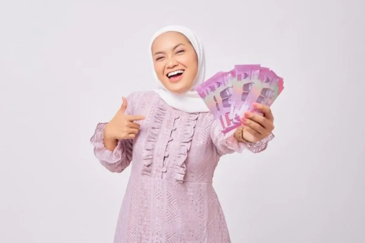 Pinjol syariah bisa menjadi opsi pinjaman online bebas riba. (Sumber: Pinterest/Freepik)