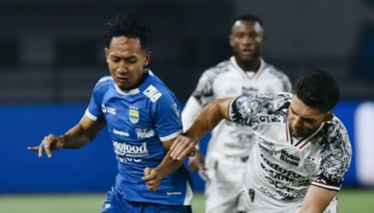 Persib Bandung makin kokoh di puncak klasemen Liga 1 usai mengalahkan Bali United. (Sumber: Instagram/@persib)