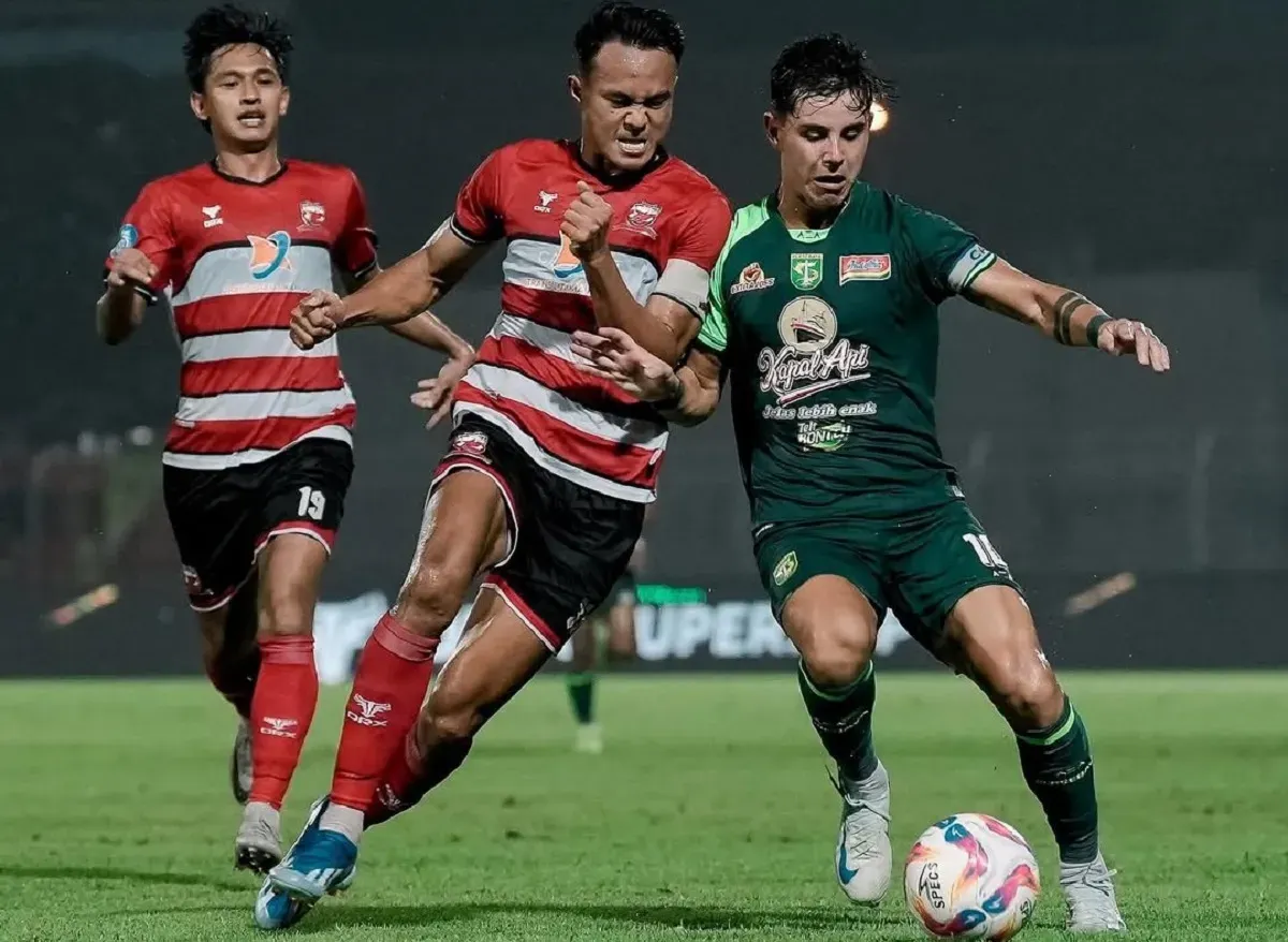 Jadwal Liga 1: Ada Derby Suramadu antara Persebaya vs Madura United. (Foto: Instagram/@officialpersebaya)