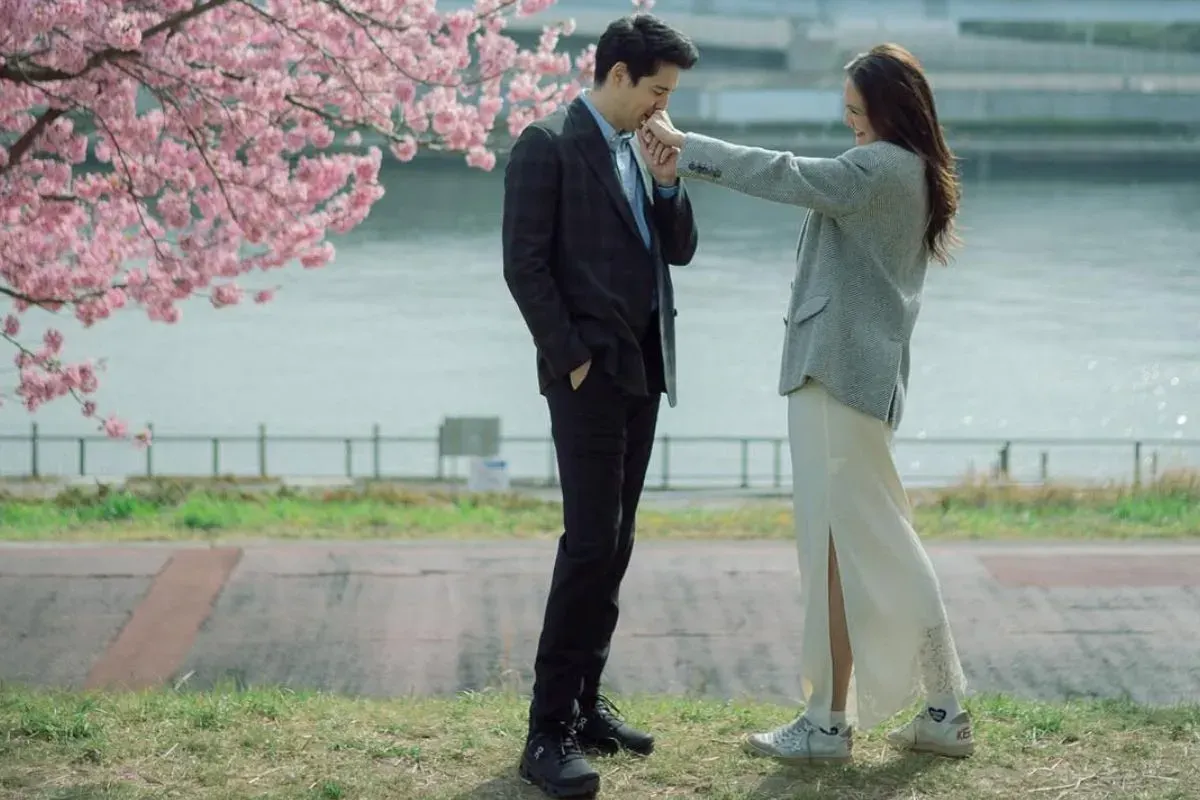 Luna Maya dan Maxime Bouttier dikabarkan akan melanjutkan hubungan mereka ke jenjang pernikahan. (Sumber: Instagram/Luna Maya dan Maxime Bouttier)