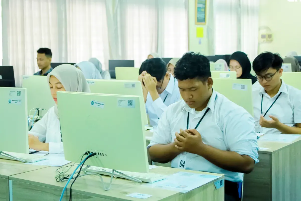 Cek syarat dan jadwal seleksi sekolah Kedinasan 2025 (Sumber: UNAIR)