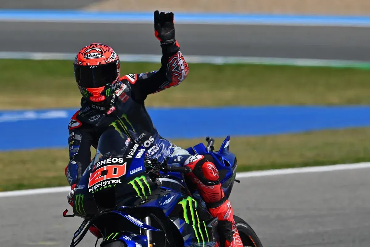 Fabio Quartararo meraih pole position di MotoGP Spanyol 2025. (Sumber: Instagram @yamahamotogp)