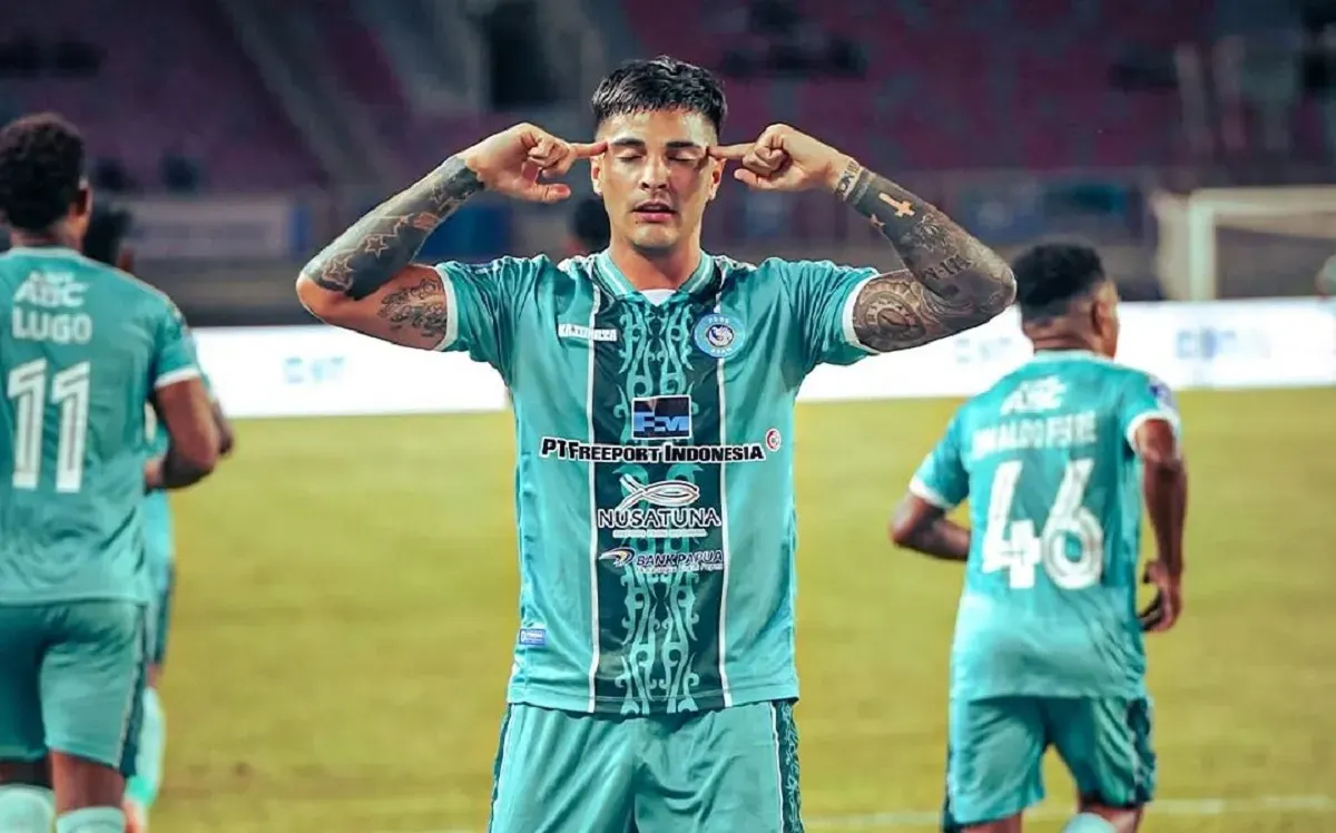 Pablo Arganaraz sumbang satu gol untuk kemenangan PSBS Biak atas Barito Putera, dalam lanjutan pertandingan pekan 30 Liga 1 2024-25. (Foto: Instagram/@psbsofficial)