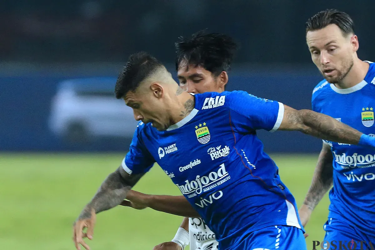 Ciro Alves dipastikan tinggalkan Persib setelah Liga 1 musim 2024-25 berakhir. (Sumber: Poskota.co.id | Foto: Ade Mamad)