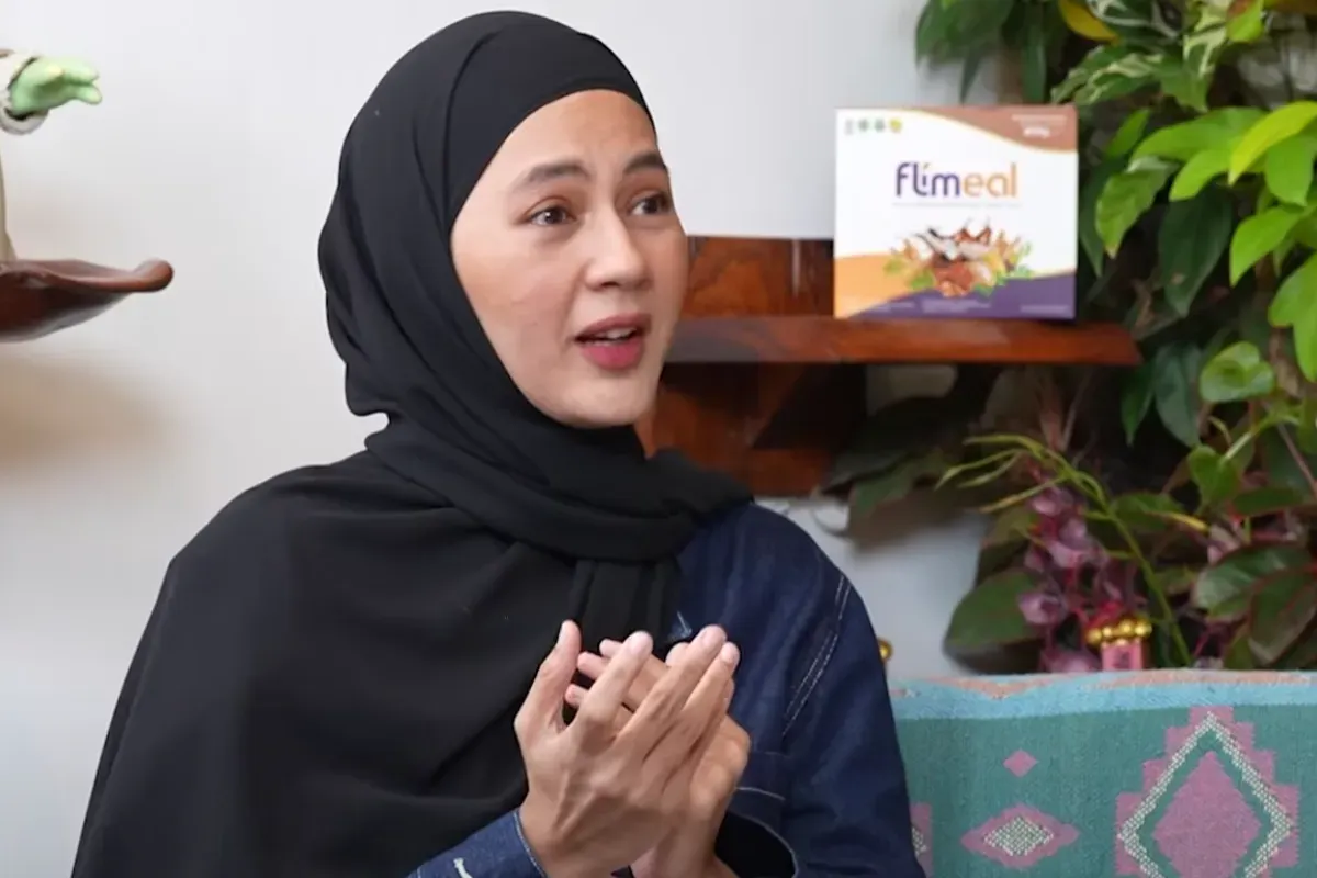 Pihak Paula Verhoeven mengadu ke Dewan Pers terkait pelanggaran privasi. (Sumber: YouTube/Curhat Bang Denny Sumargo)