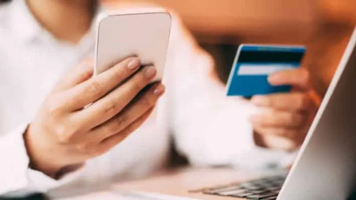 Praktik screening data pinjol kian mengkhawatirkan. Pelajari proses verifikasi data sebenarnya, hak-hak nasabah menurut OJK. (Sumber: Pinterest)