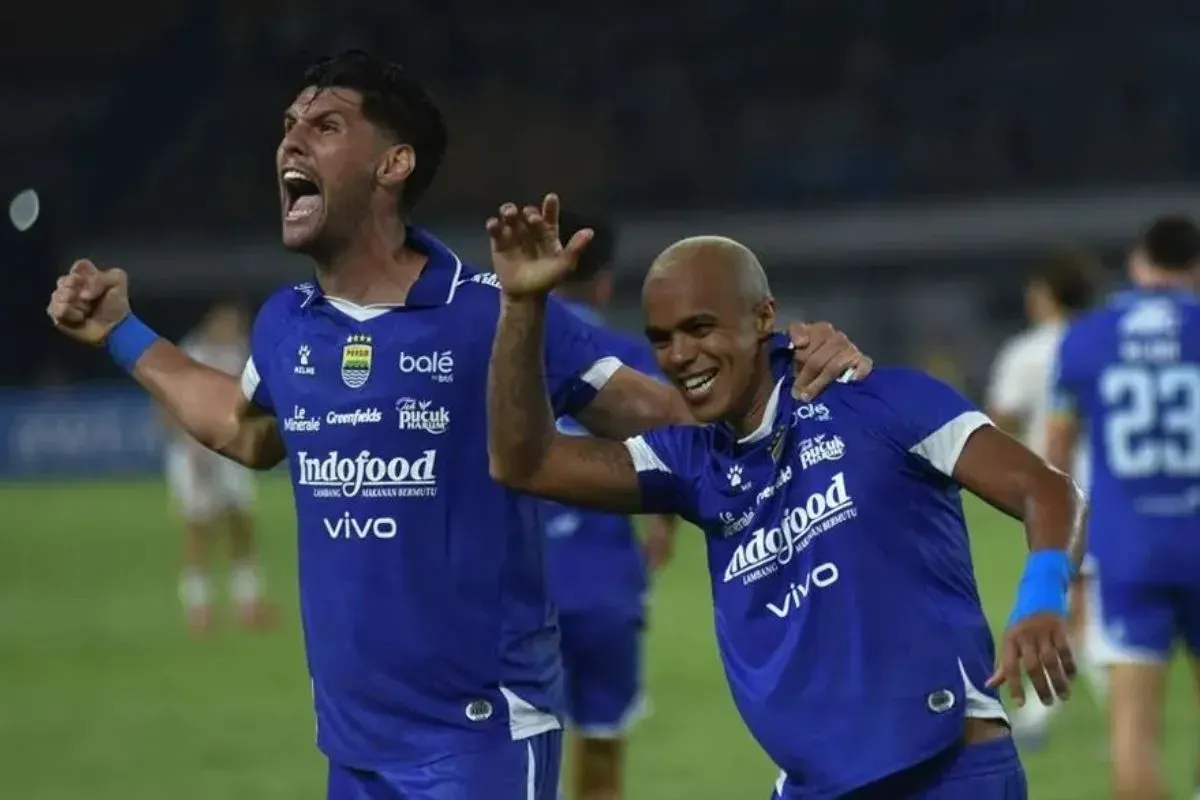 Persib Bandung targetkan hattrick juara Super League Indonesia. (Sumber: persib.co.id)