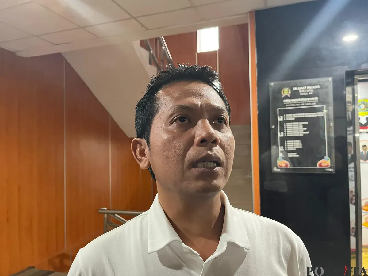 Ketua Komisi III DPRD Kabupaten Bogor Aan Triana Al Muharom, memastikan pembangunan di Kabupaten Bogor merata ke semua wilayah, bukan hanya di Cibinong Raya saja. (Sumber: Poskota/Giffar Rivana)