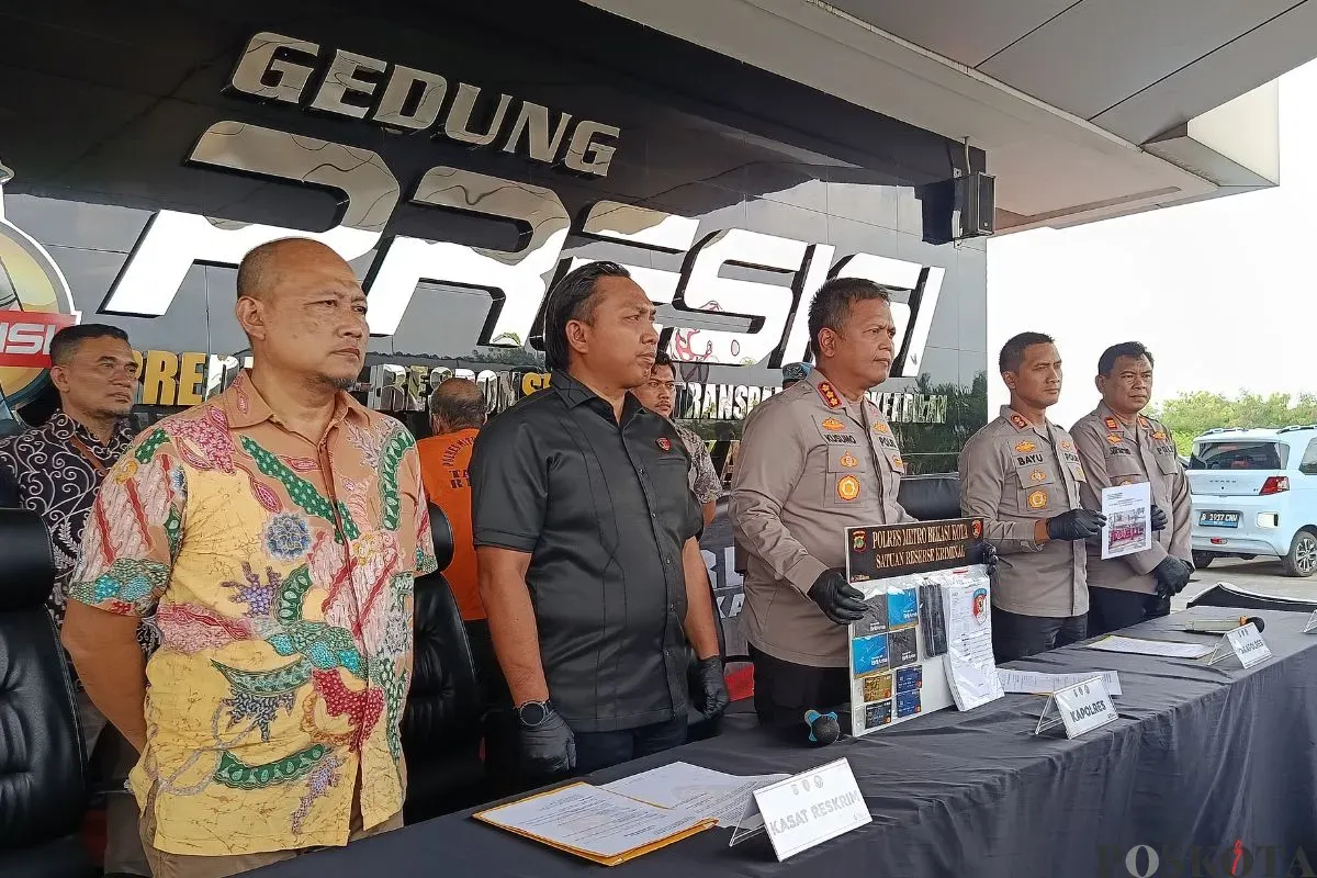 Gelar perkara penipuan dan penggelapan jual beli Vespa antik di Mapolres Metro Bekasi Kota, Jumat, 8 Agustus 2025. (Sumber: Poskota/Nurpini Aulia Rapika)