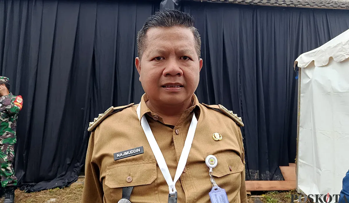 Camat Tambun Utara, Najmuddin. (Sumber: POSKOTA | Foto: Nurpini Aulia Rapika)