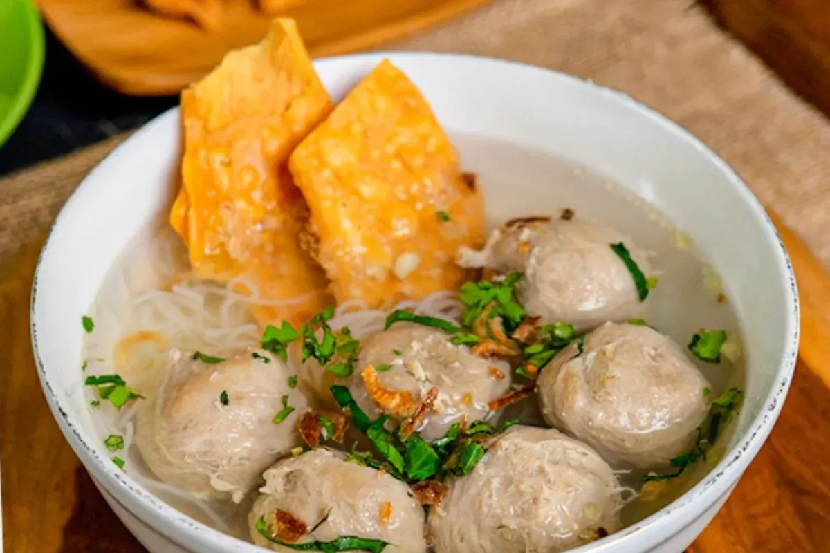Cocok untuk Weekend, Berikut 5 Tempat Makan Bakso di Bandung (Sumber: Instagram/@baksoalex)