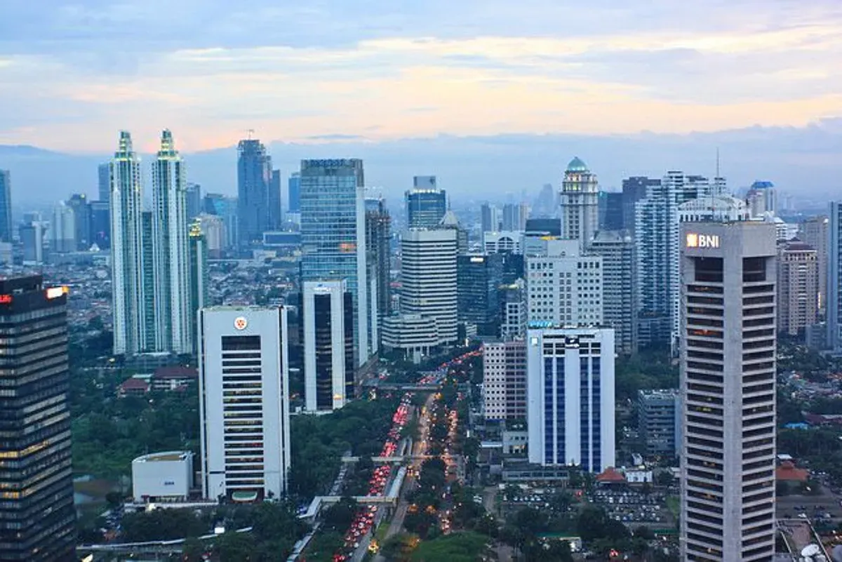 Ilustrasi DKI Jakarta kembali kondusif (Sumber: Pinterest)