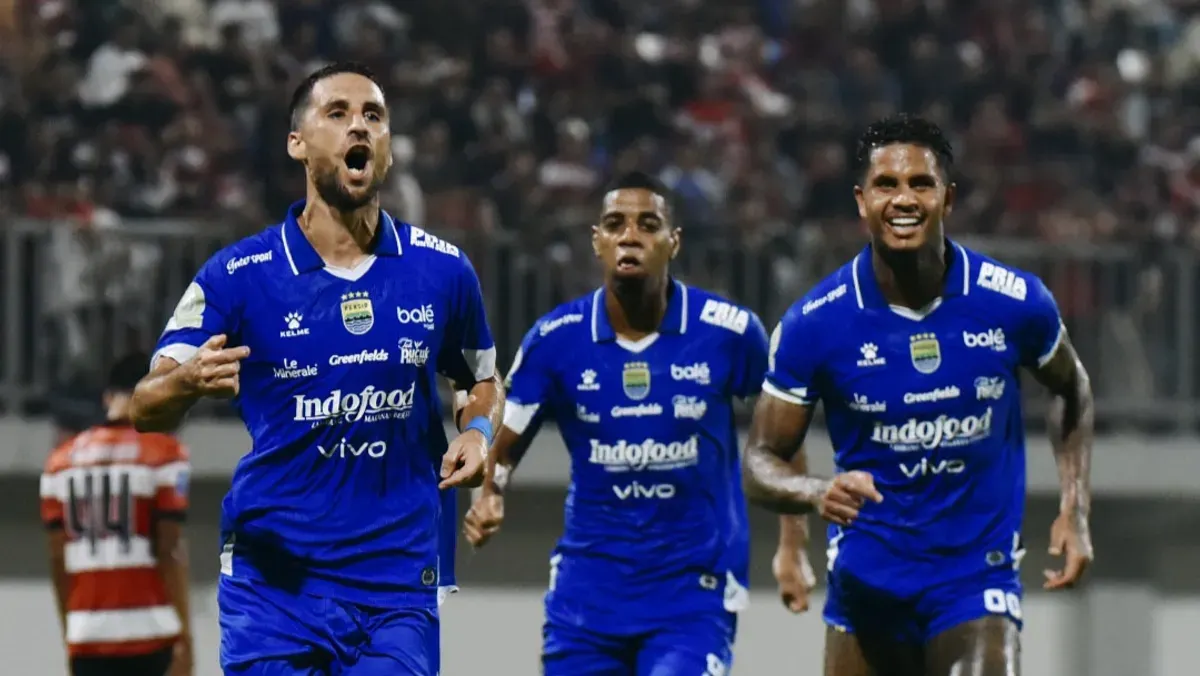 Pemain persib saat merayakan kemenangan pekan ke-14 Super League 2025. (Sumber: Instagram/@persib)