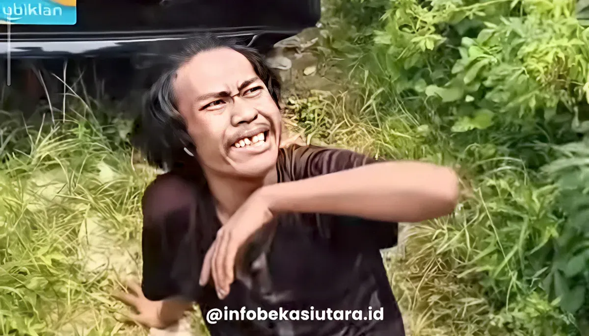 Tangkap layar seorang pria diduga ODGJ nyaris diamuk massa usai mencoba mencuri mobil di kawasan Duta Harapan, Bekasi Utara, Kota Bekasi. (Sumber: Instagram @Infobekasiutara)