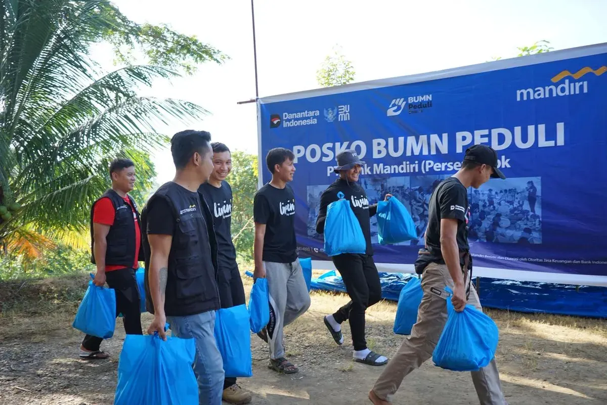 Bank Mandiri memberikan relaksasi atau keringanan kredit kepada debitur terdampak bencana di Sumatra. (Sumber: Dok. Bank Mandiri)