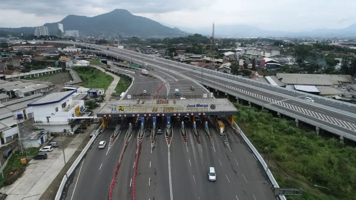 Ilustrasi. Beberapa ruas tol dibuka gratis selama mudik Lebaran 2026 untuk mengurai kemacetan. (Sumber: Jasa Marga)