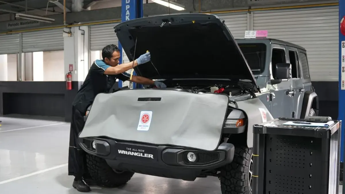 Jeep Indonesia membagikan Holiday Road-Check Tips jelang libur Natal dan Tahun Baru 2025/2026. (Sumber: Jeep)