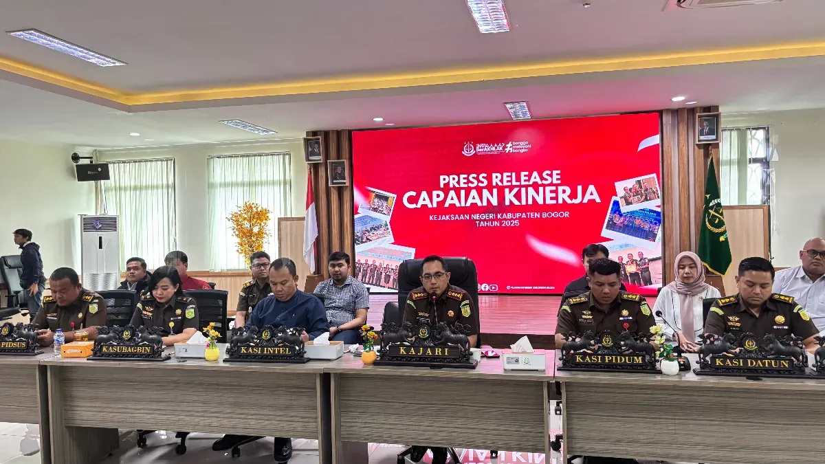 Kejari Kabupaten Bogor sampaikan capaian kinerja, dari Januari hingga Desember 2025. (Sumber: Poskota/Giffar Rivana)