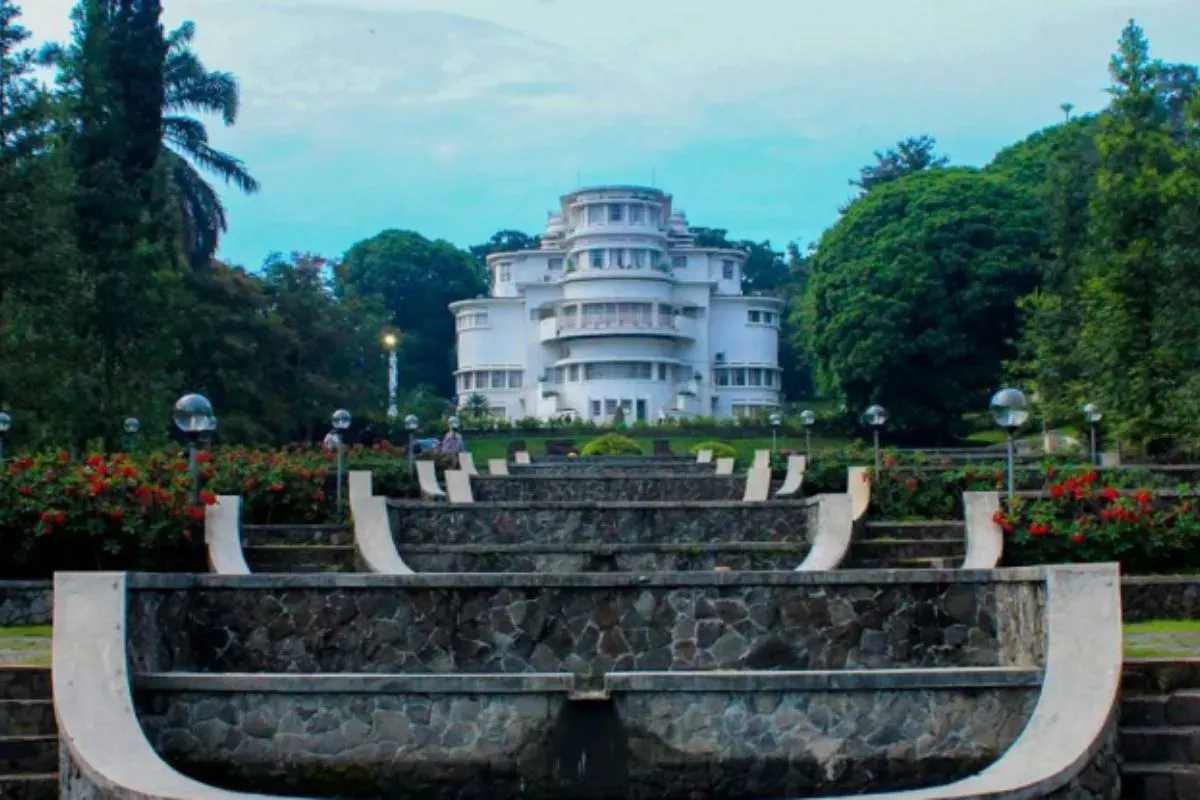 Universitas Pendidikan Indonesia (UPI) (Sumber: rpl.upi.edu)