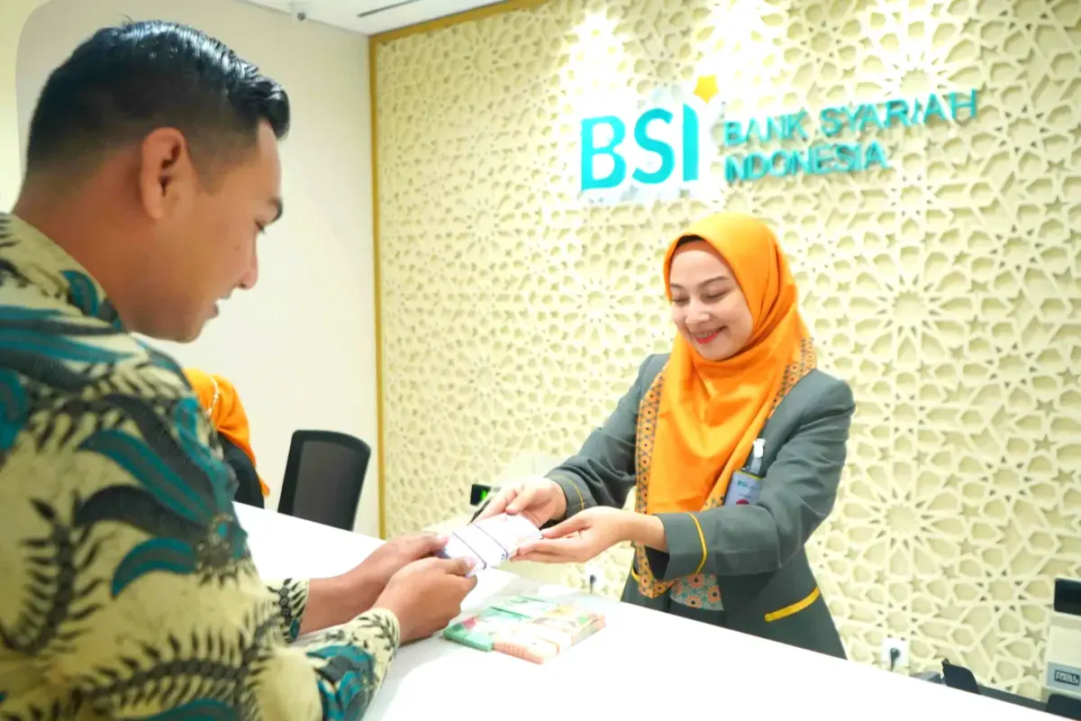 Ilustrasi pengajuan dana pinjaman KUR BSI 2025. (Sumber: BSI)