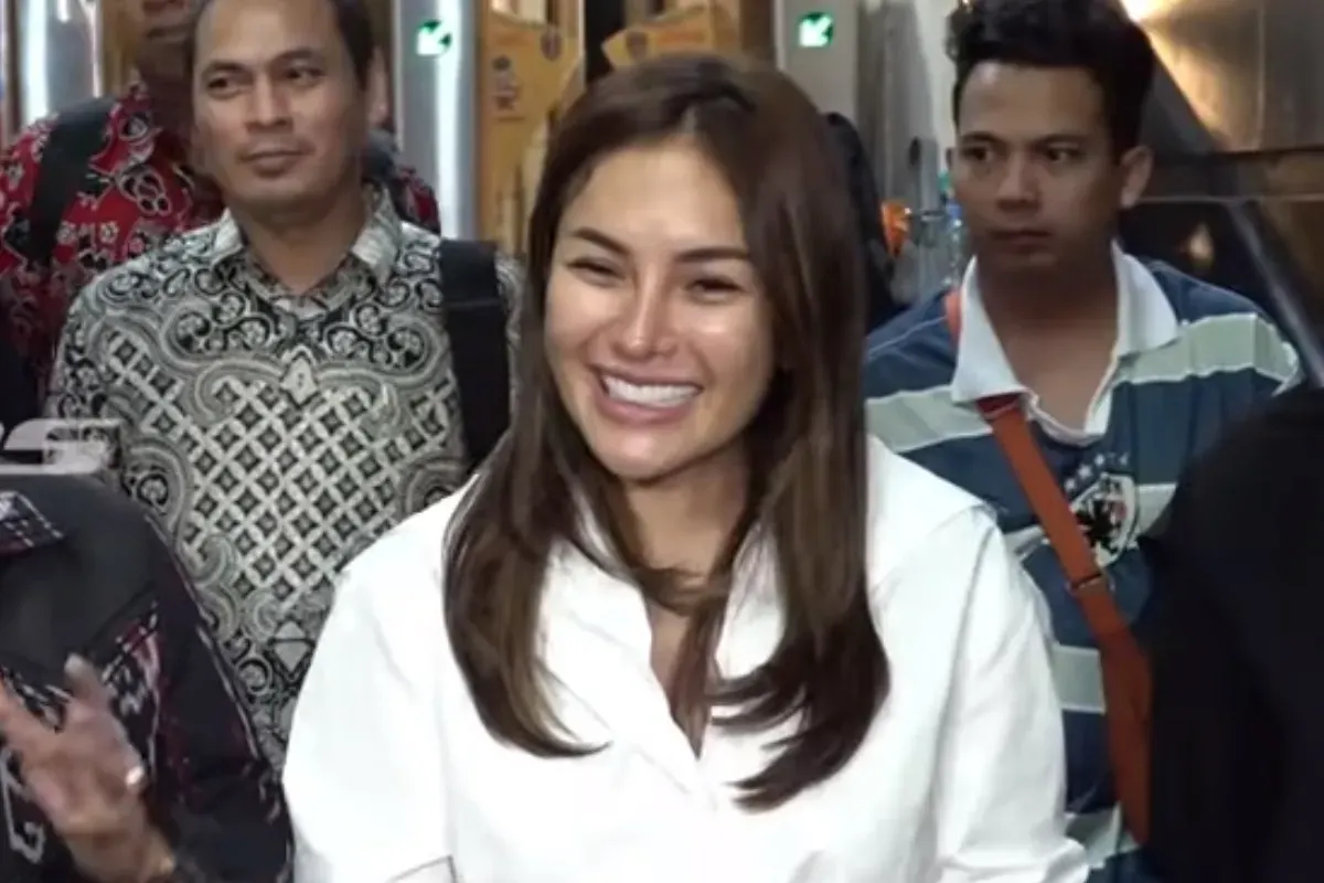 Nikita Mirzani jadi tersangka pemerasan. (Sumber: Tangkap Layar YouTube/Intens Investigasi)