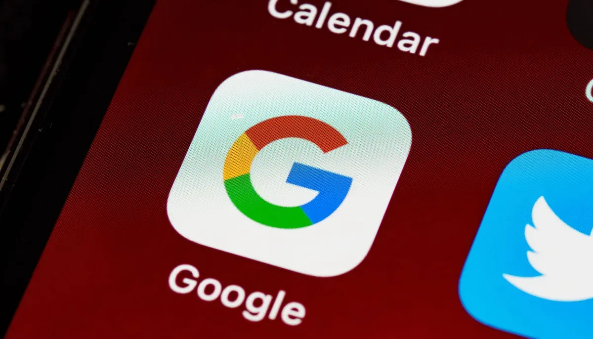 Login google tanpa sandi (Sumber: Pexels/Brett Jordan)