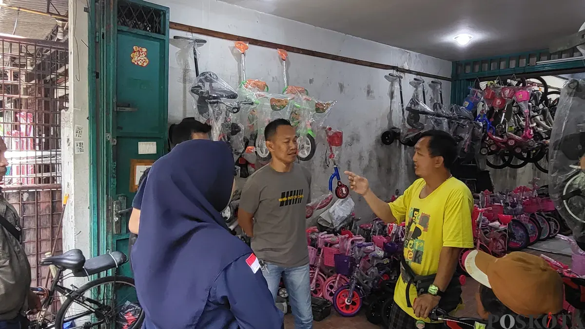 Lokasi peluru nyasar yang mengenai anak berusia lima tahun di kawasan Cengkareng, Jakarta Barat. (Sumber: Poskota/Pandi Ramedhan)