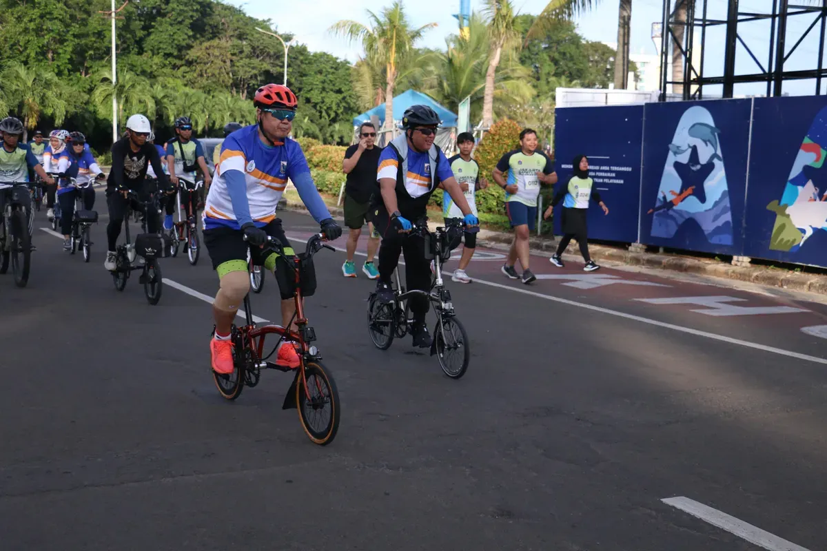 Kegiatan Bulan Keselamatan dan Kesehatan Kerja (K3) di Pantai Festival Ancol, Jakarta Utara, Sabtu, 15 Februari 2025. (Sumber: Dinas DTKS Jakarta)