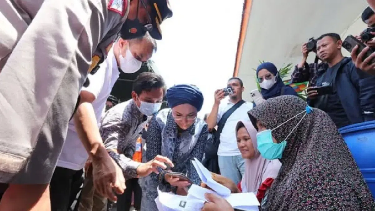 Ilustrasi survei ulang Penerima bantuan sosial (bansos) Program Keluarga Harapan (PKH) dan Bantuan Pangan Non Tunai (BPNT). (Sumber: Instagram/@sellygantina76)