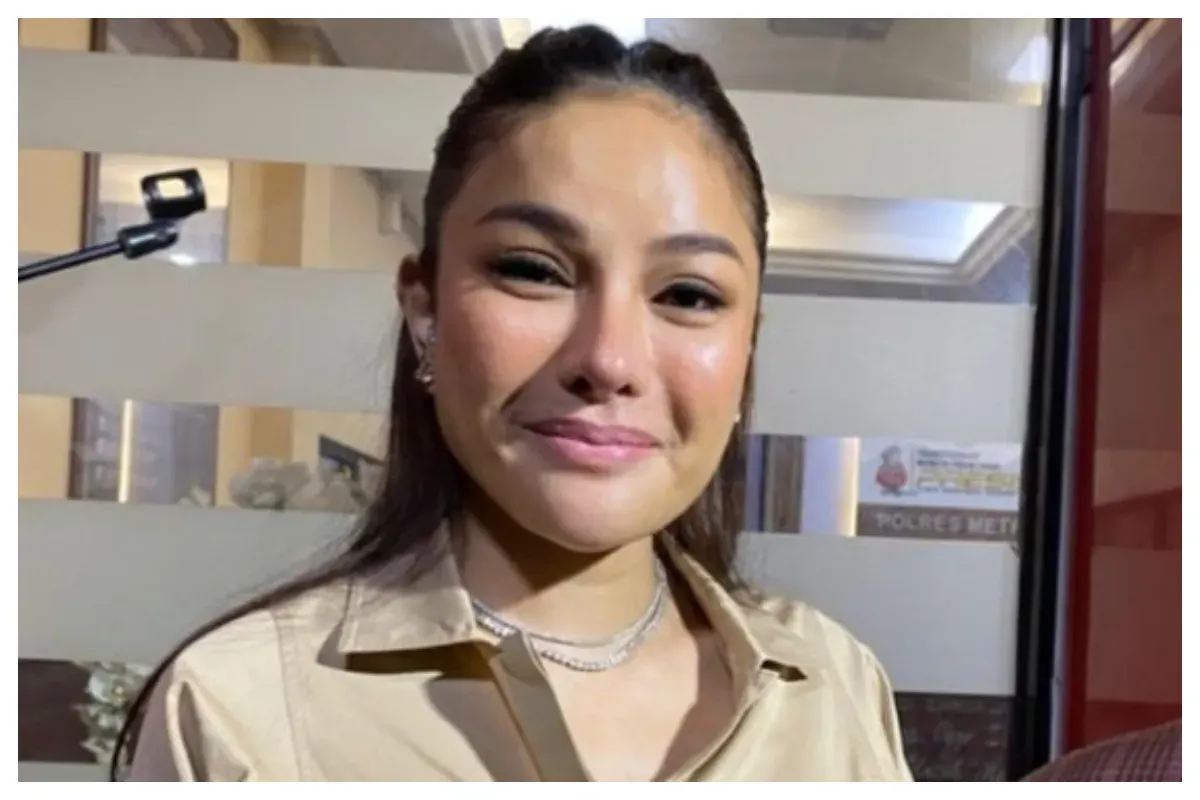 Nikita Mirzani ungkap kejadian Lolly semasa pacaran dengan Vadel Badjideh (Sumber: NTVNews)