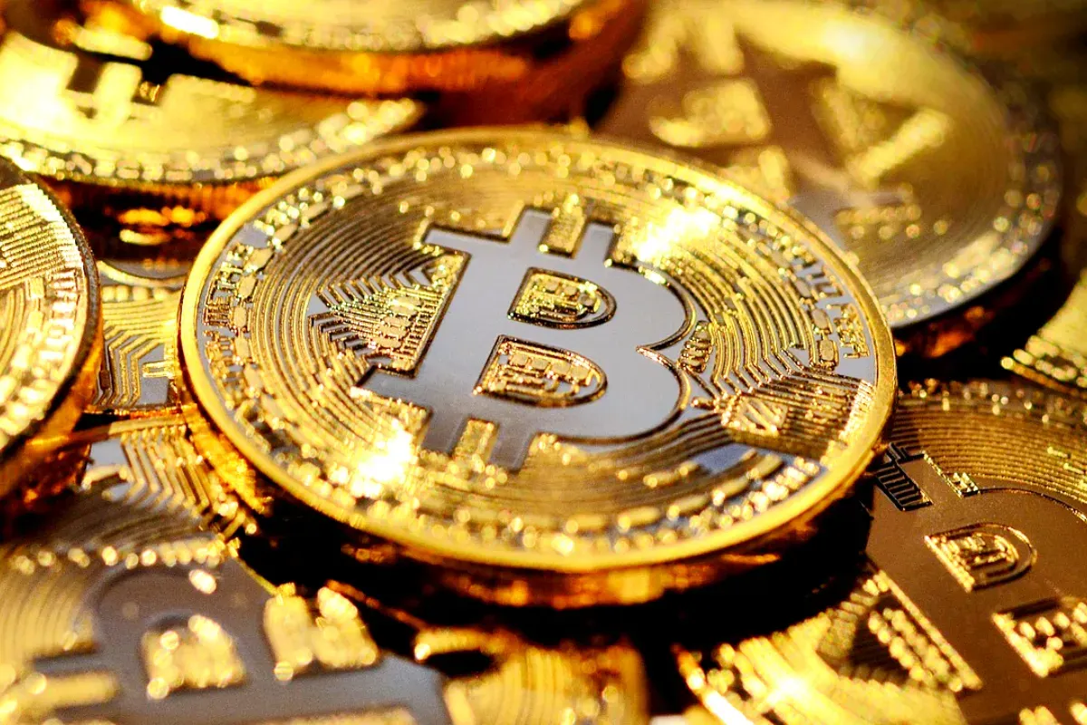 Ilustrasi Bitcoin. (Sumber: Pixabay/EivindPedersen)