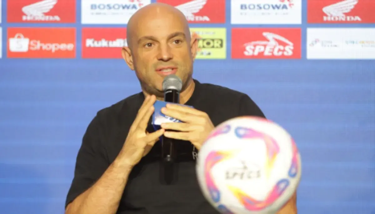 Pelatih PSM, Bernardo Tavares. (Sumber: ligaindonesiabaru.com/edited Dadan)