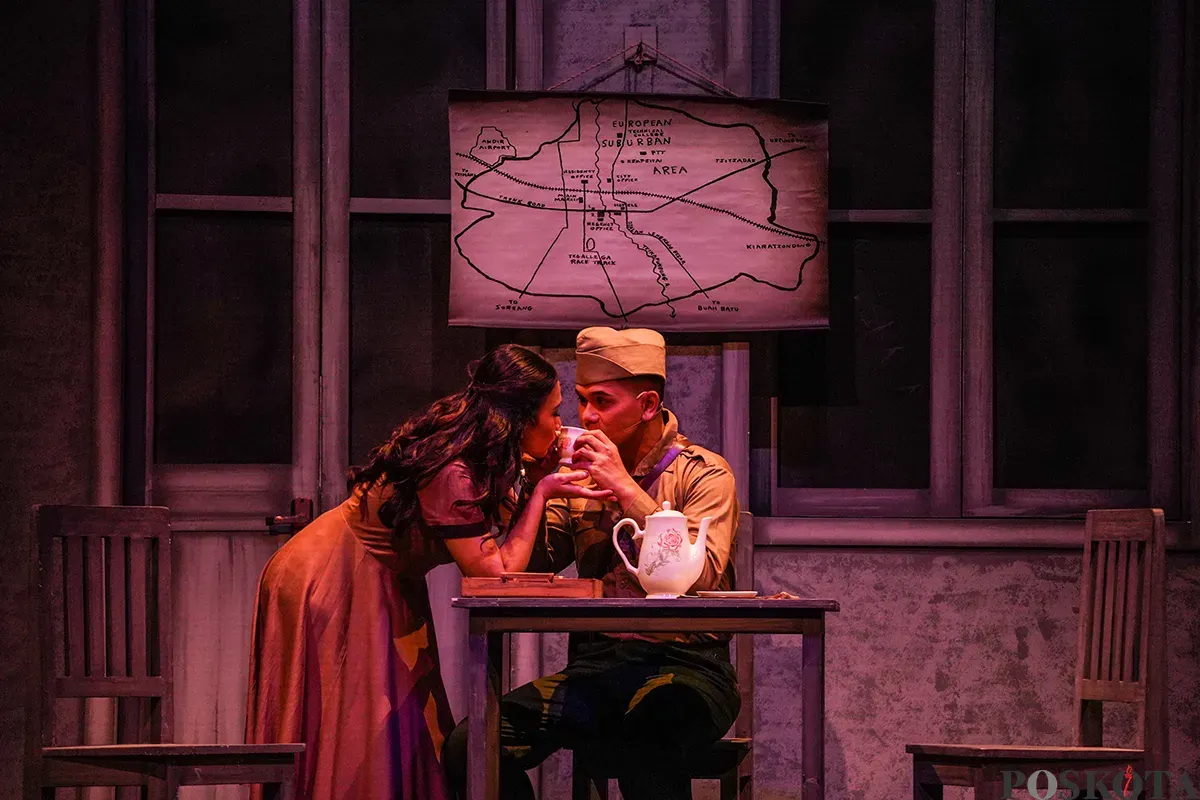 Sejumlah seniman menampilkan drama musikal berjudul Mar di Ciputra Artpreneur, Jakarta, Rabu, 26 Februari 2025. (Sumber: Poskota/Bilal Nugraha Ginanjar)
