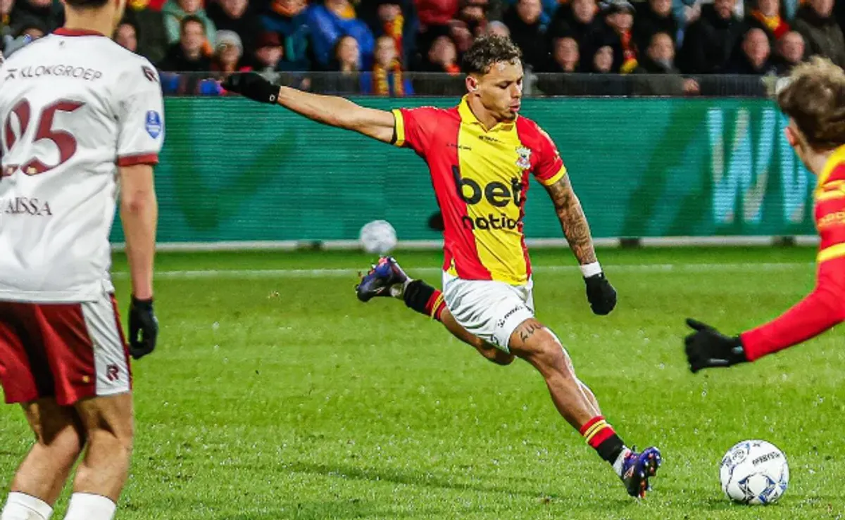 Pemain baru Timnas Indonesia, Dean James, akan menghadapi PSV Eindhoven di babak semifinal KNVB Beker. (Sumber: Instagram/@dean11james)