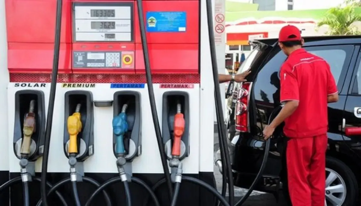 Perbandingan harga BBM PT Pertamina dengan negara tetangga. (Sumber: Pinterest)