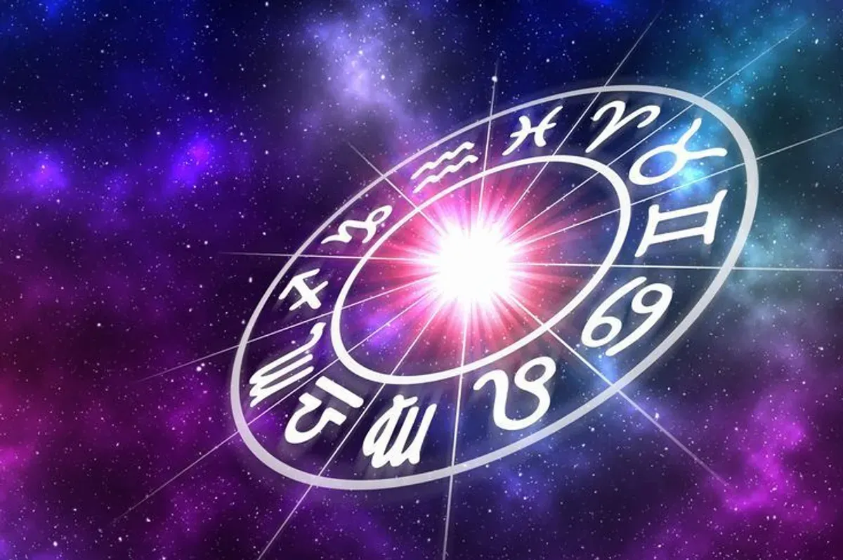 Ramalan paling hoki besok Senin, 3 Maret 2025. (Sumber: Pinterest/Astrology)