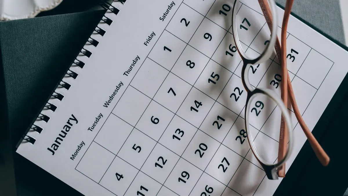 Jadwal libur tanggal merah dan cuti bersama 2025. (Sumber: Pexels/Leelo The First)