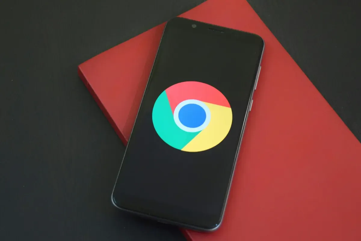 Hapus cache browser HP Anda yang penuh dengan cara ini. (Sumber: Pexels/Deepanker Verma)