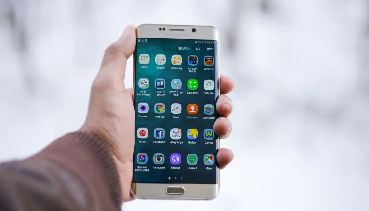HP Android Mulai Lemot? Inilah Cara Bersihkan Virus dengan Mudah dan Ampuh. (Sumber: Paxels/Mohi Syed)