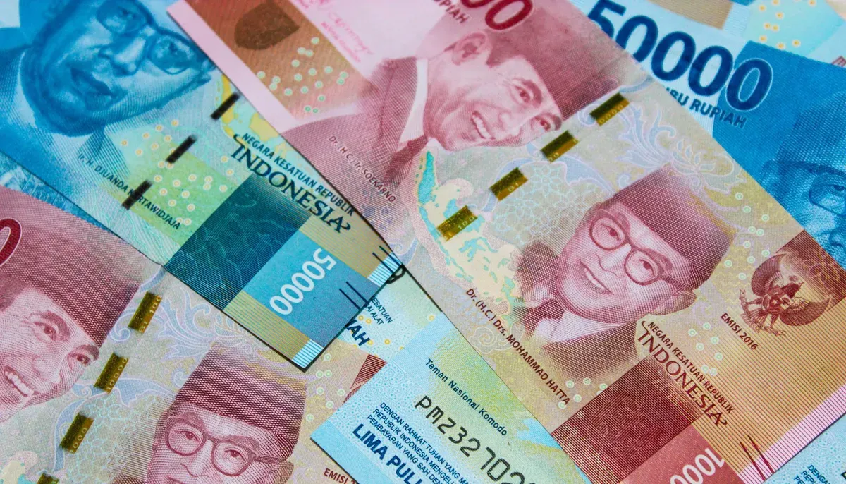 Ketahui penyebabnya dan simak solusi lengkap agar dana bansos BPNT 2025 bisa segera diterima KPM.(Sumber: Canva/Ewa Sarwoe)