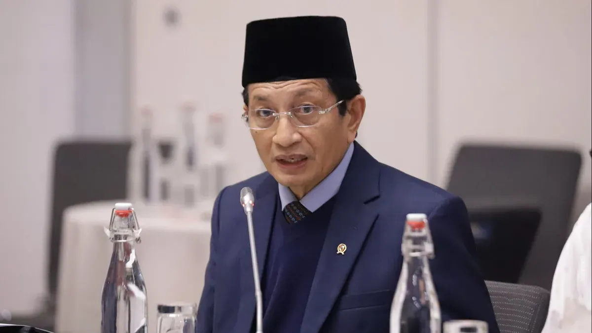 Menteri Agama Nasarudin Umar bertolak ke Arab Saudi untuk memastikan ibadah haji 2025 berjalan lancar dan maksimal.(Sumber: Kemenag RI)
