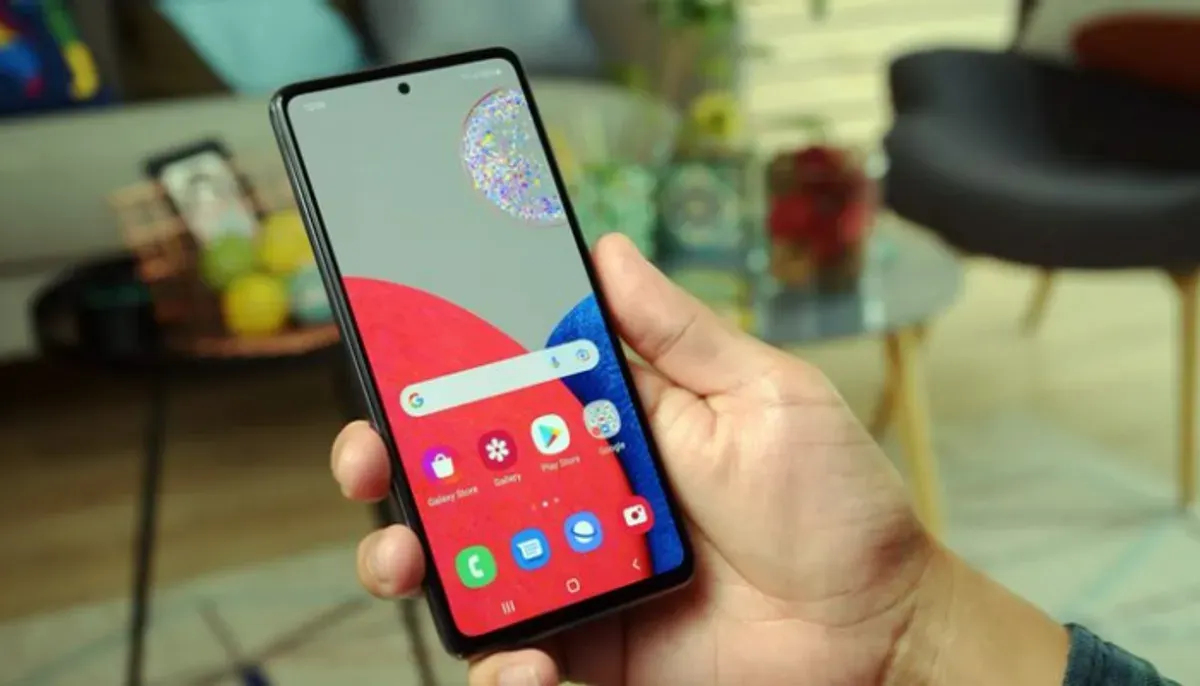 Pastikan pengaturan Safe Search aktif di Google Chrome untuk memblokir situs web yang tidak diinginkan di HP Android Anda. (Sumber: Pinterest/androidinfotech)