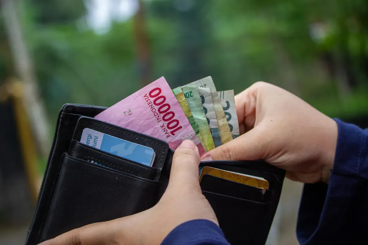 Cara hasilkan uang dari internet. (Sumber: Pexels/Ahsanjaya)