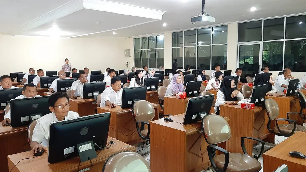 Peserta CPNS Kemenag 2024 dapat mengecek kelulusan melalui portal resmi SSCASN atau laman Kemenag. Pastikan Anda tidak melewatkan jadwal penting!. (Sumber: bkn.go.id)