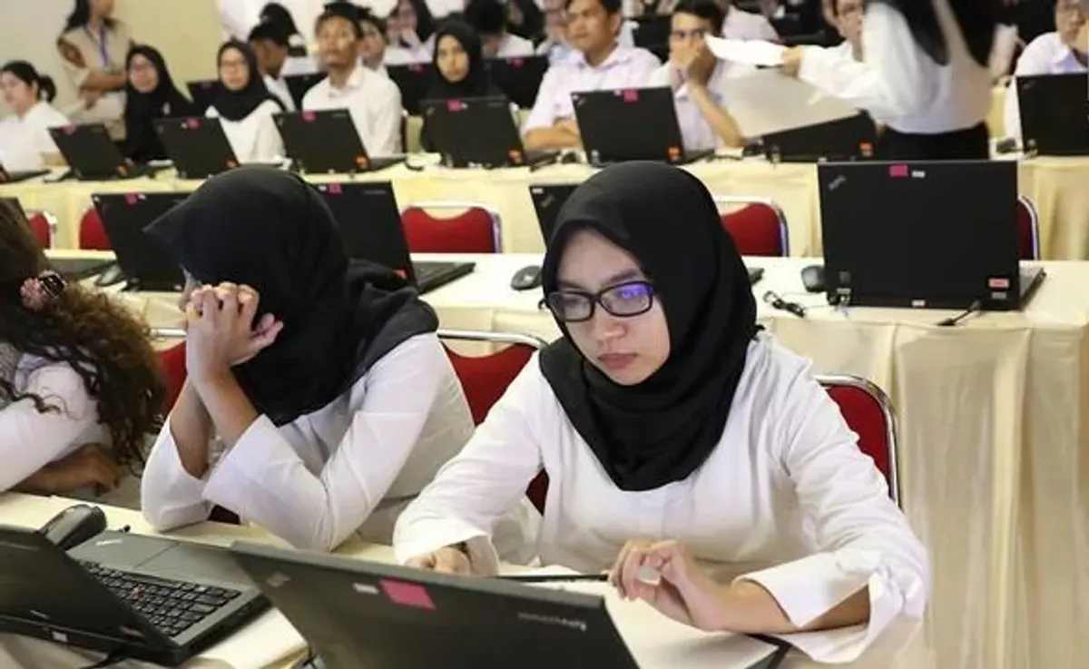 Proses seleksi CPNS 2024 yang penuh harapan kini memasuki tahap pengumuman hasil, dengan berbagai instansi mulai mengumumkan kelulusan calon pegawai negeri sipil (Sumber: Pinterest/Jessica)