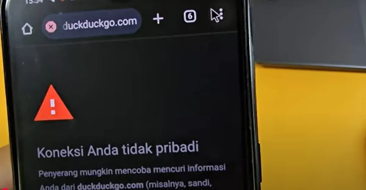 Tangkapan layar cara masuk ke DuckDuckGo dan situs diblokir tanpa VPN. (Sumber: YouTube/Bang Juls)