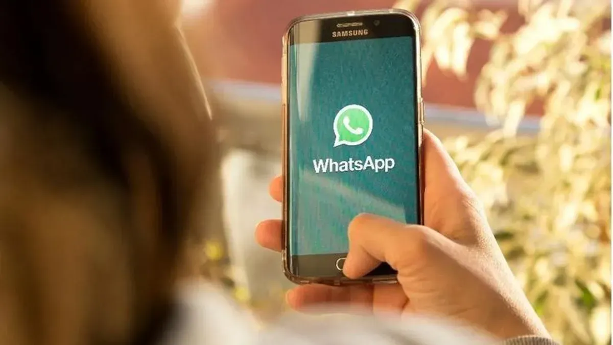 Nomor WhatsApp sudah tidak aktif? Jangan panik! Yuk, simak cara gampang login kembali. (Sumber: Pinterest)