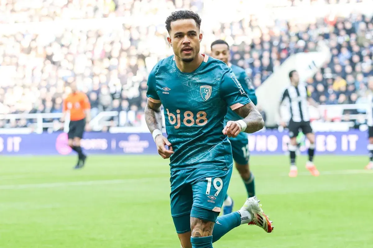 Justin Kluivert mencetak hattrick saat Bournemouth bertandang ke markas Newcastle United di St. James Park, Sabtu, 18 Januari 2025. (Sumber: X/@afcbournemouth)