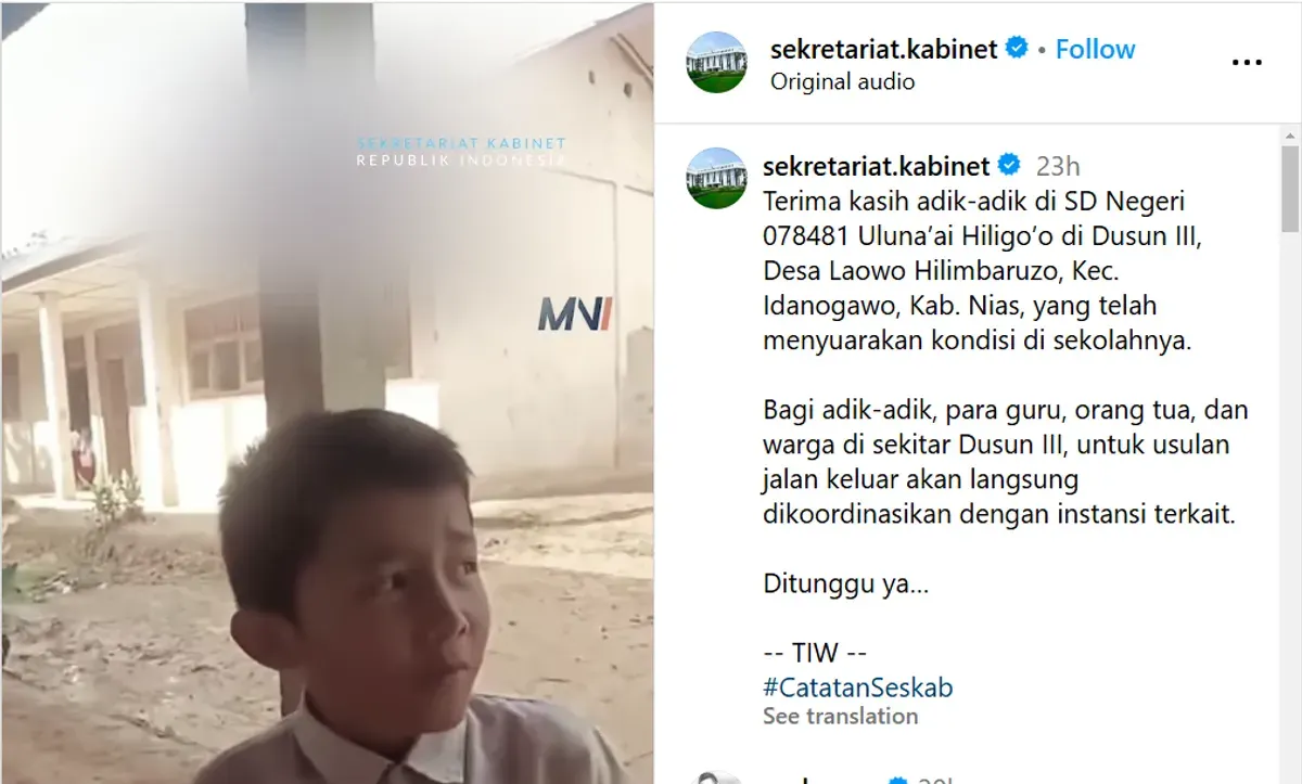 Tim Seskab memberikan respons cepat atas permasalahan di SD Negeri 078481 Uluna'ai Hiligo'o di Dusun III, Desa Laowo Hilimbaruzo, Kec. Idanogawo, Kab. Nias. (Sumber: Instagram/@sekretariat.kabinet)